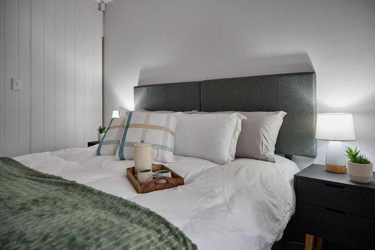 Peppertree Place Apartment Cape Town
